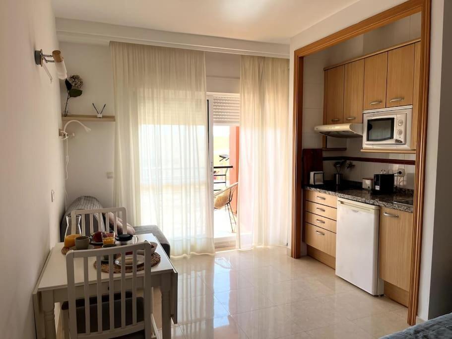 Studio Beach & Golf Torre de Benagalbon Bagian luar foto